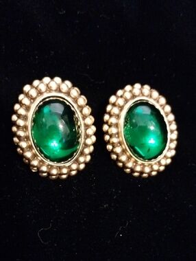 Vtg Yves Saint Laurent YSL Emerald Green Cabochon Gold Beaded Clip-On Earrings